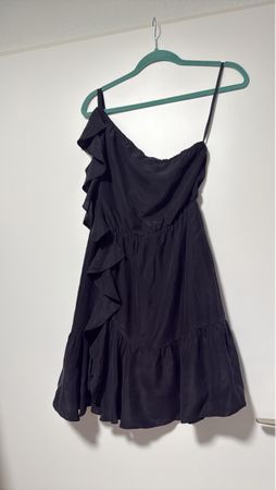 Elegant Black Dress - Perfect for Summer Evenings, Size S