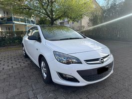Opel Astra, Jg. 2013, 1. Hand, frisch ab MFK '25