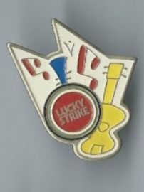Placchette & Badge: Lucky Strike Pin – Usato da Zürich venduto da t24_de