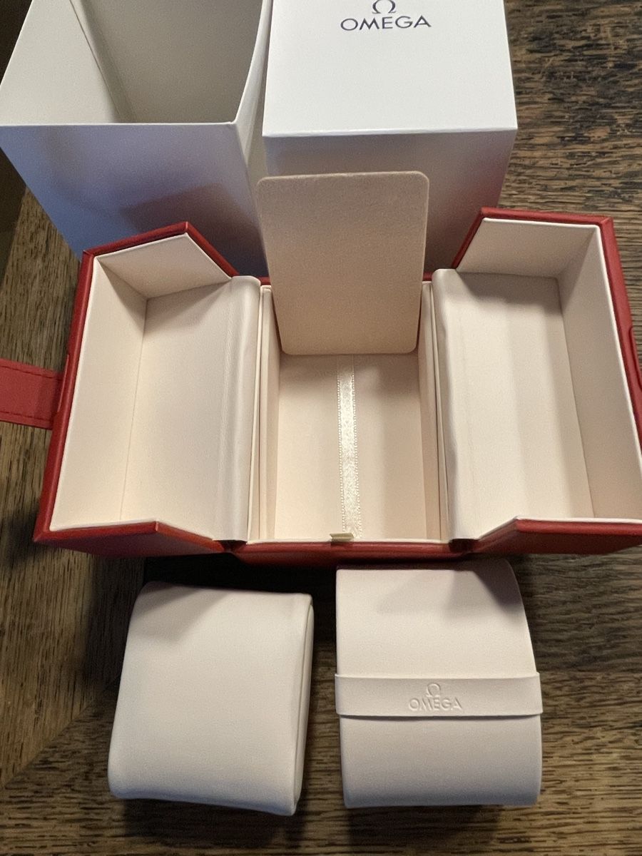 Scatole porta orologi: OMEGA Reiseetui/Servicebox (rot) – Nuovo e nell'imballaggio originale da Gottmadingen venduto da Ecommta 3