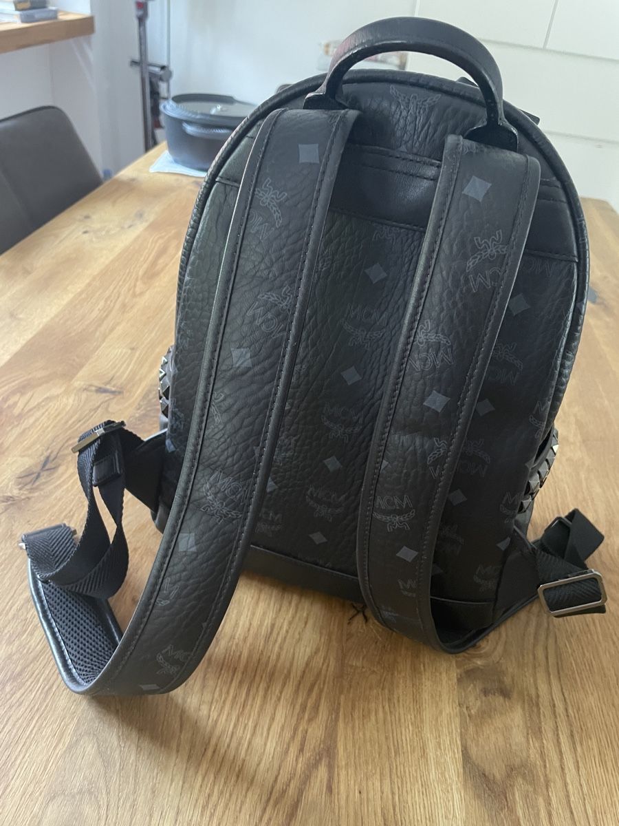 Mcm Rucksäcke: MCM Rucksack schwarz – Gebraucht aus Bassersdorf von Ketty93 2