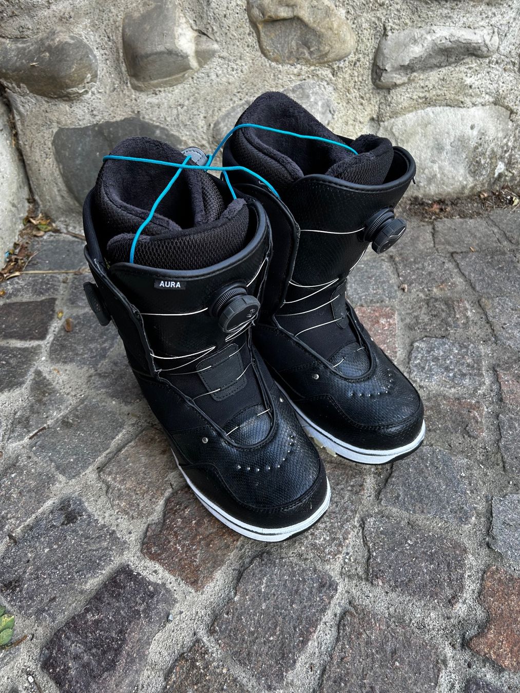 Vans Chaussures femmes: Vans Snowboardschuhe, Gr. 42.5 – Neuf (Voir description) à Winterthur par af25io