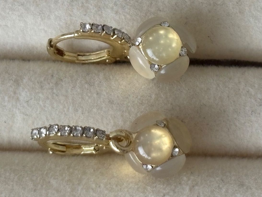Ohrringe & -stecker: Luxus Elegante Ohrstecker  Goldenfarben – Neu (gemäss Beschreibung) aus Biel-Bienne von Roserosse13 1