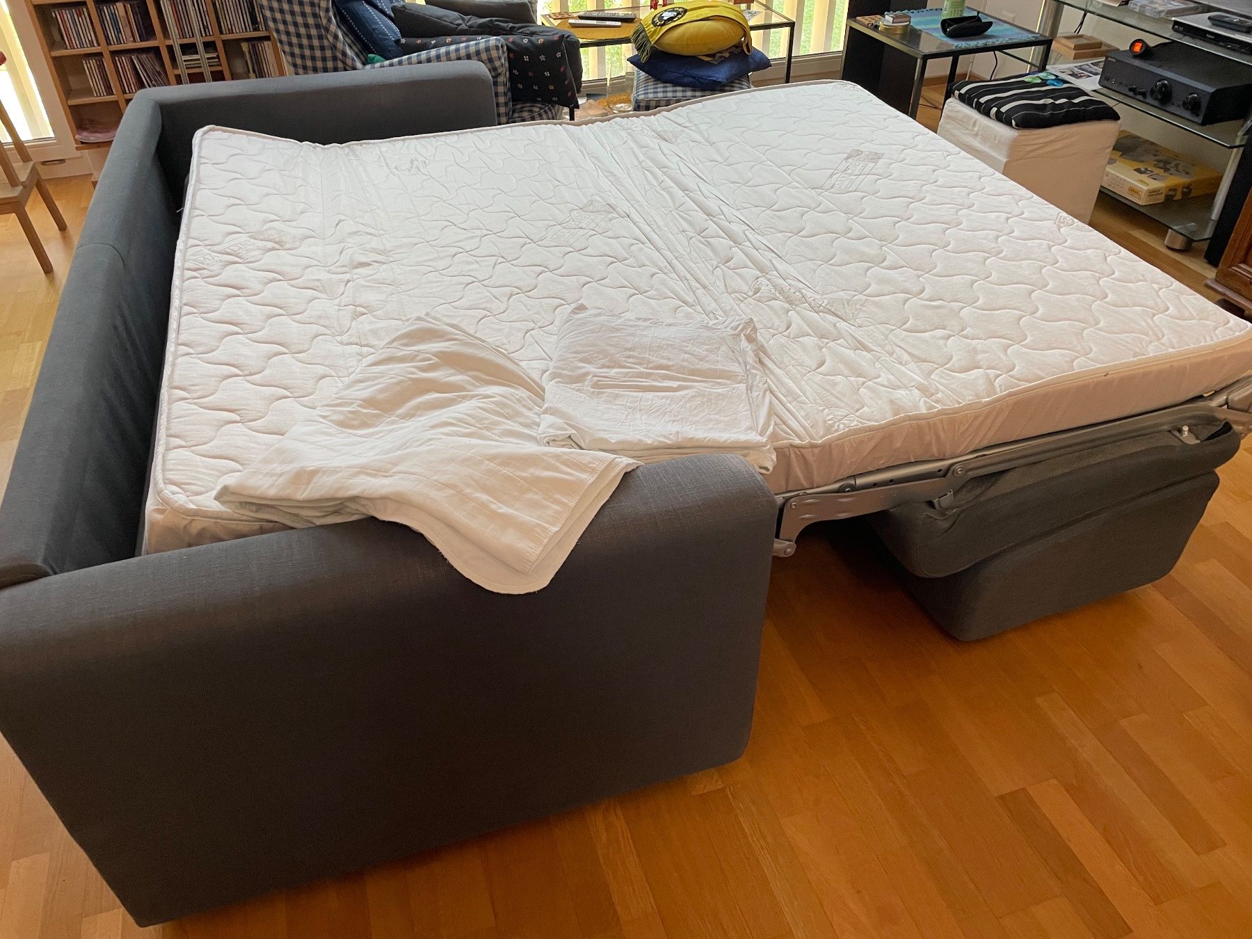 Sofas: Bettsofa gratis – D'occasion à Schwarzenburg par tyfon13 2