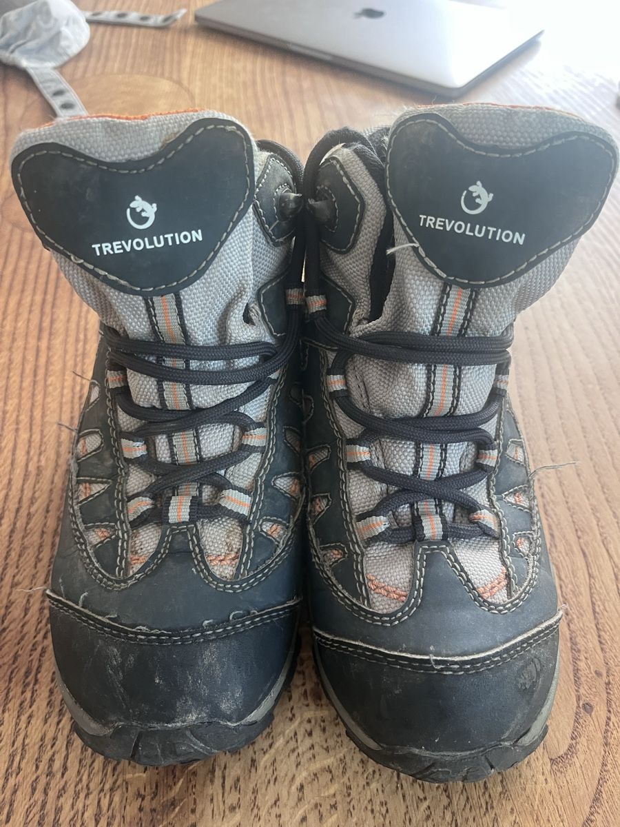 Scarpe per ragazzi: Trevolution Kinder Wanderschuhe Grösse 33 wasserdicht – Usato da Zürich venduto da darwin3000