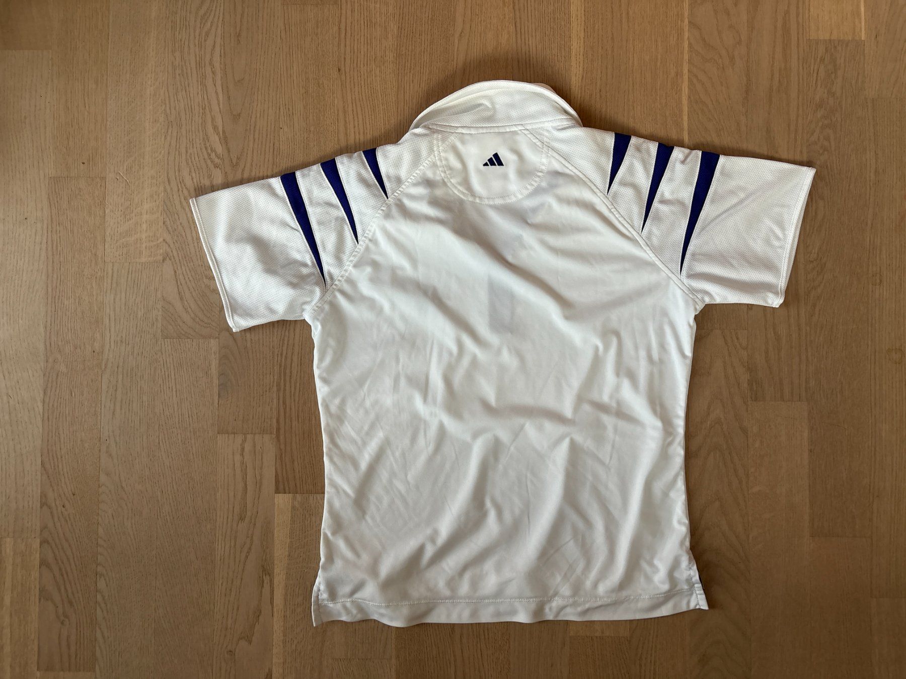 Adidas Canottiere & Pantaloni: Adidas Tennispolo / Sporttrikot – Usato da Elgg venduto da Jo_Naj 3
