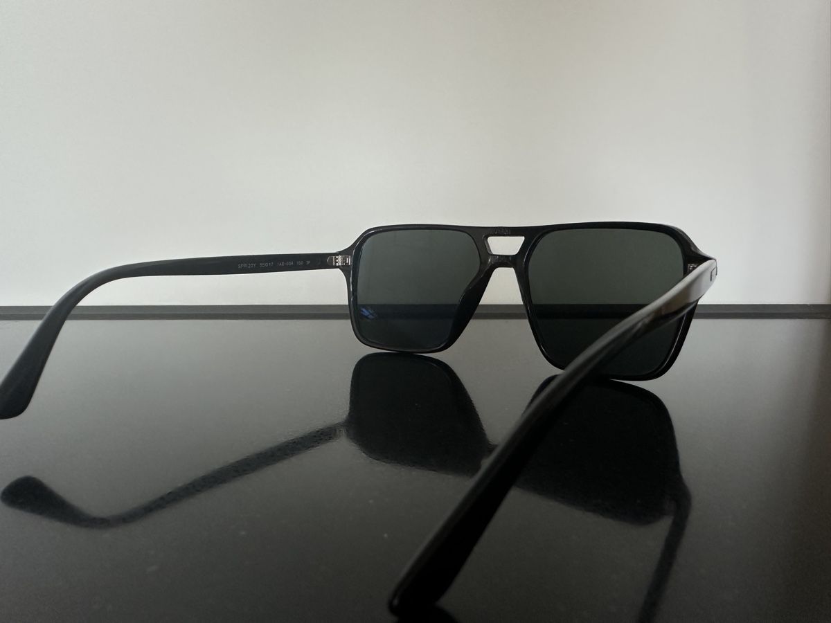 Prada Occhiali & Lenti: Prada Sonnenbrille inklusive Case/Etui. – Usato da Bern venduto da scng 4