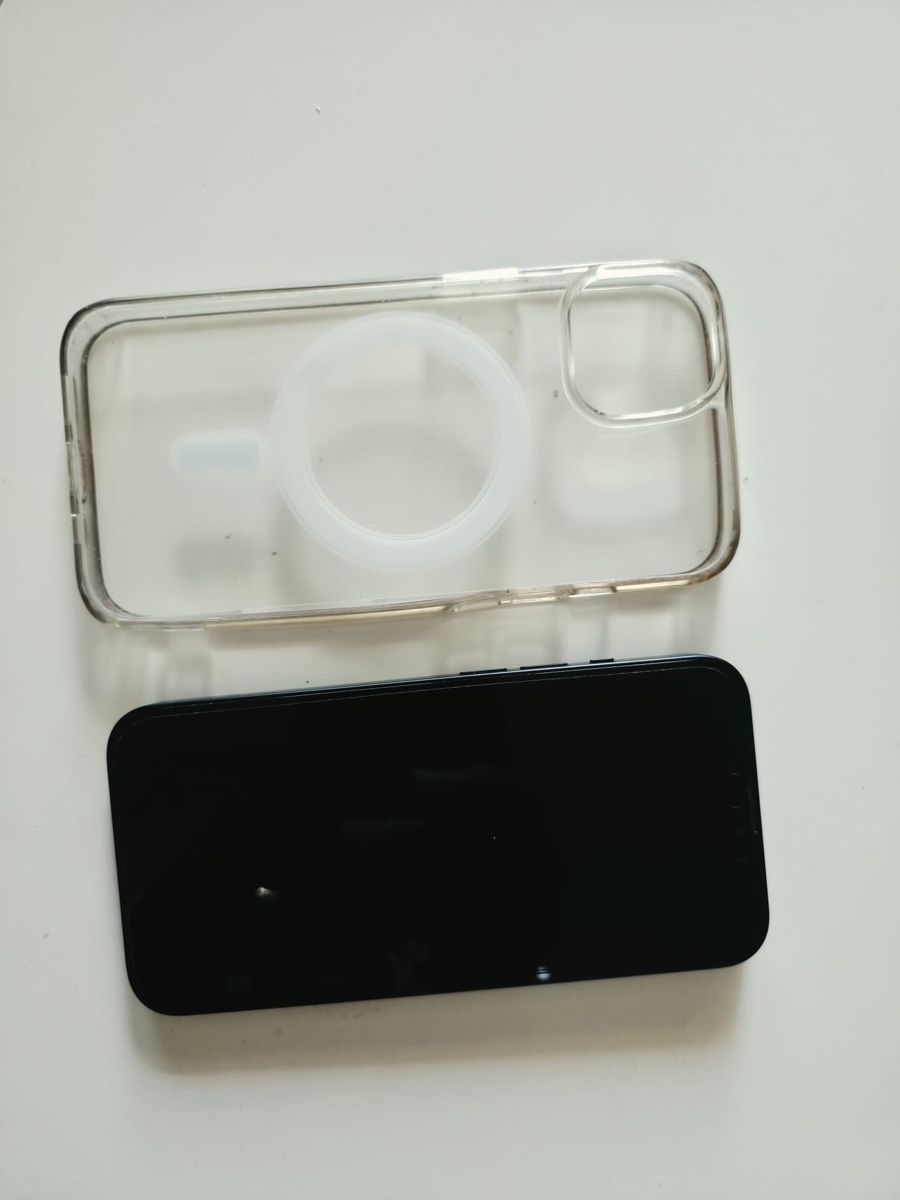 Apple Telefoni cellulari / Smartphones: I phone 13 – Usato da St-Maurice venduto da bob_zx2l 2