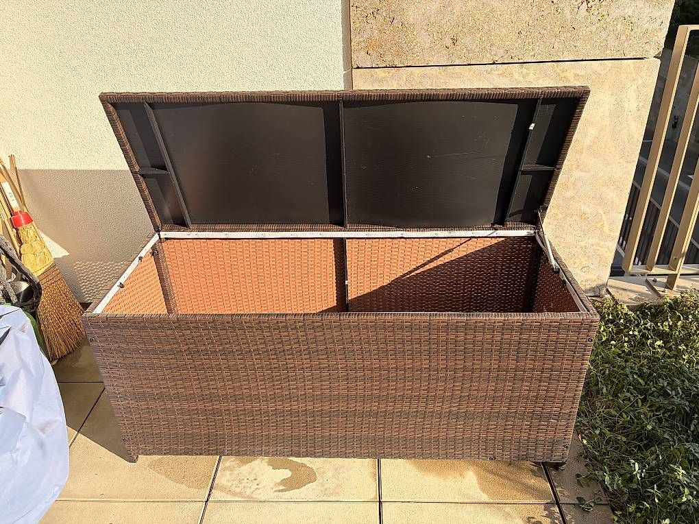 Auflagenboxen: Gartenbox – Gebraucht aus Zürich von Sandraastoll 1