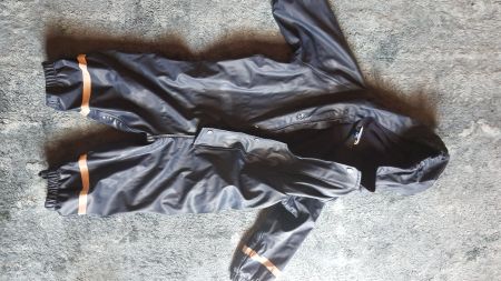 Combinaison plastique doublée de polaire taille 92