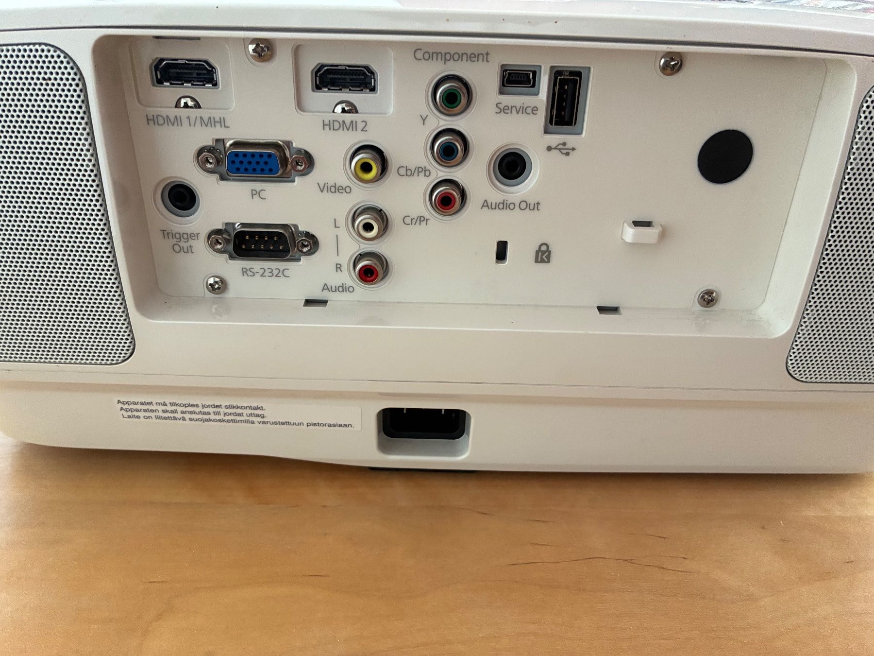 Epson Heimkino: Projecteur Epson EH TW6600W – Gebraucht aus Chêne-Bourg von cha_rgs7 2