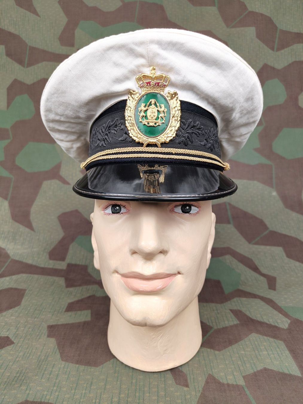 Uniformes: Schirmmütze, Offizier, Dänemark – D'occasion à Bauma par SwissMilitaria 1