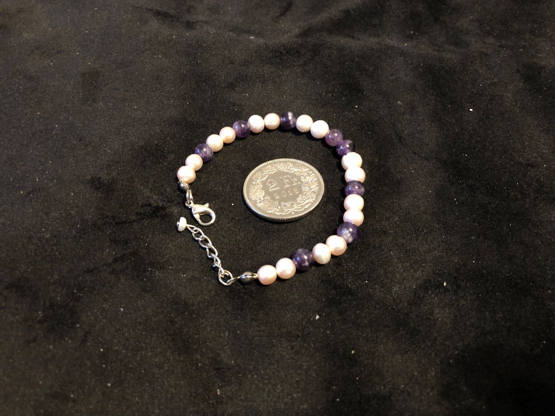 Bracciali & Braccialetti: Echte Perlenarmband mit Amethyst – Usato da Läufelfingen venduto da Original100 2