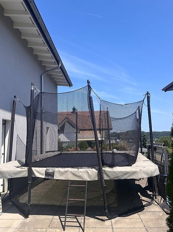 Trampoline: Superfun - Trampolin – Gebraucht aus Henau von PumaCo