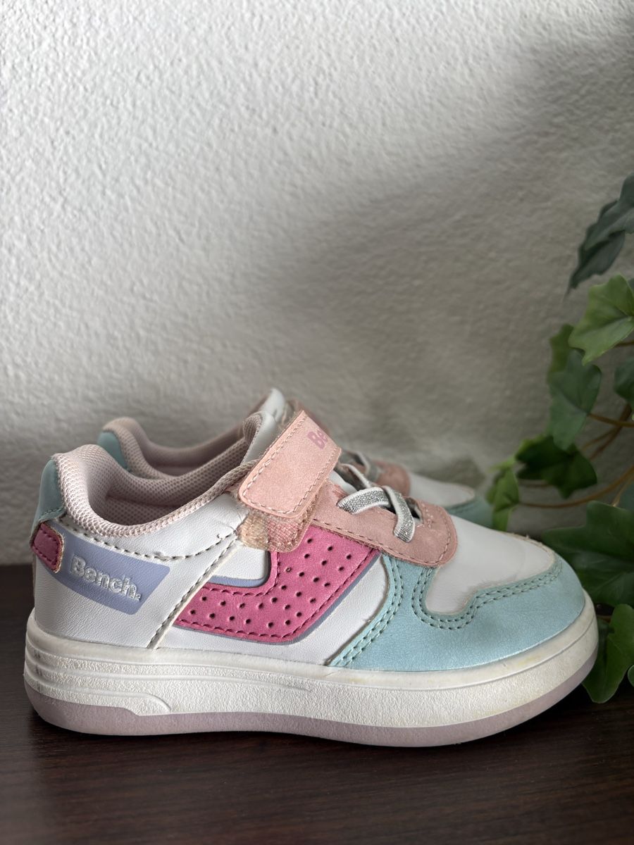 Bench Scarpe per ragazzi: Kinder Sneaker Bench Grösse 24 – Usato da Wolfhausen venduto da lala_wolfhausen