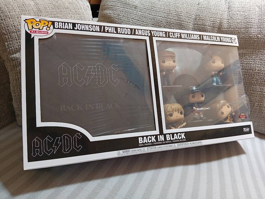 Statuette: Funko pop Back in Black ACDC  – Usato da Vezio venduto da 41181 4