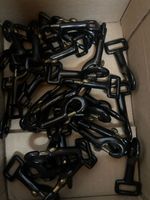 Karabinerhaken schwarz Metall älter aber neuwertig