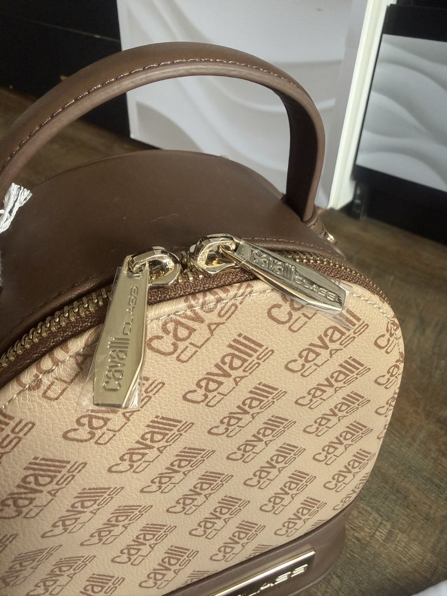 Roberto Cavalli Rucksäcke: Cavalli Class Rucksack braun mit Logo NEU – Neu und originalverpackt aus Lachen SZ von zsucard 2