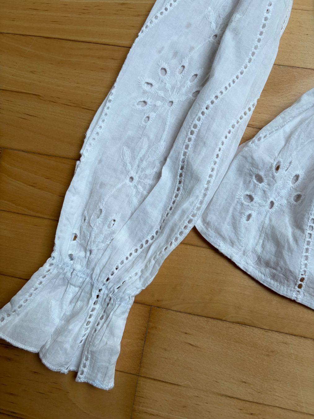 Camicette: Bluse mit Anjou Muster Gr.XS – Usato da Unterägeri venduto da Jutka_04 3