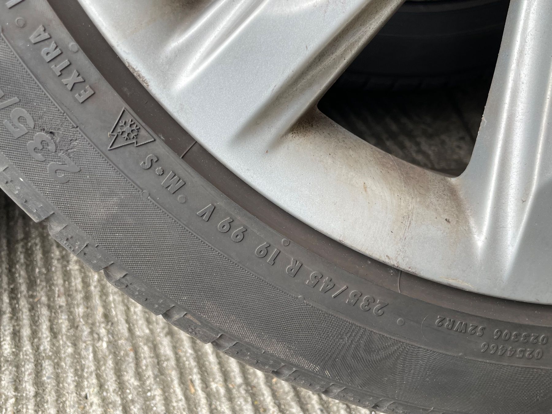 Audi Pneus & Kompletträder: Audi A7 / S7 4G  Räder 235/45 R19 – Gebraucht aus Horgen von gogo-30 7