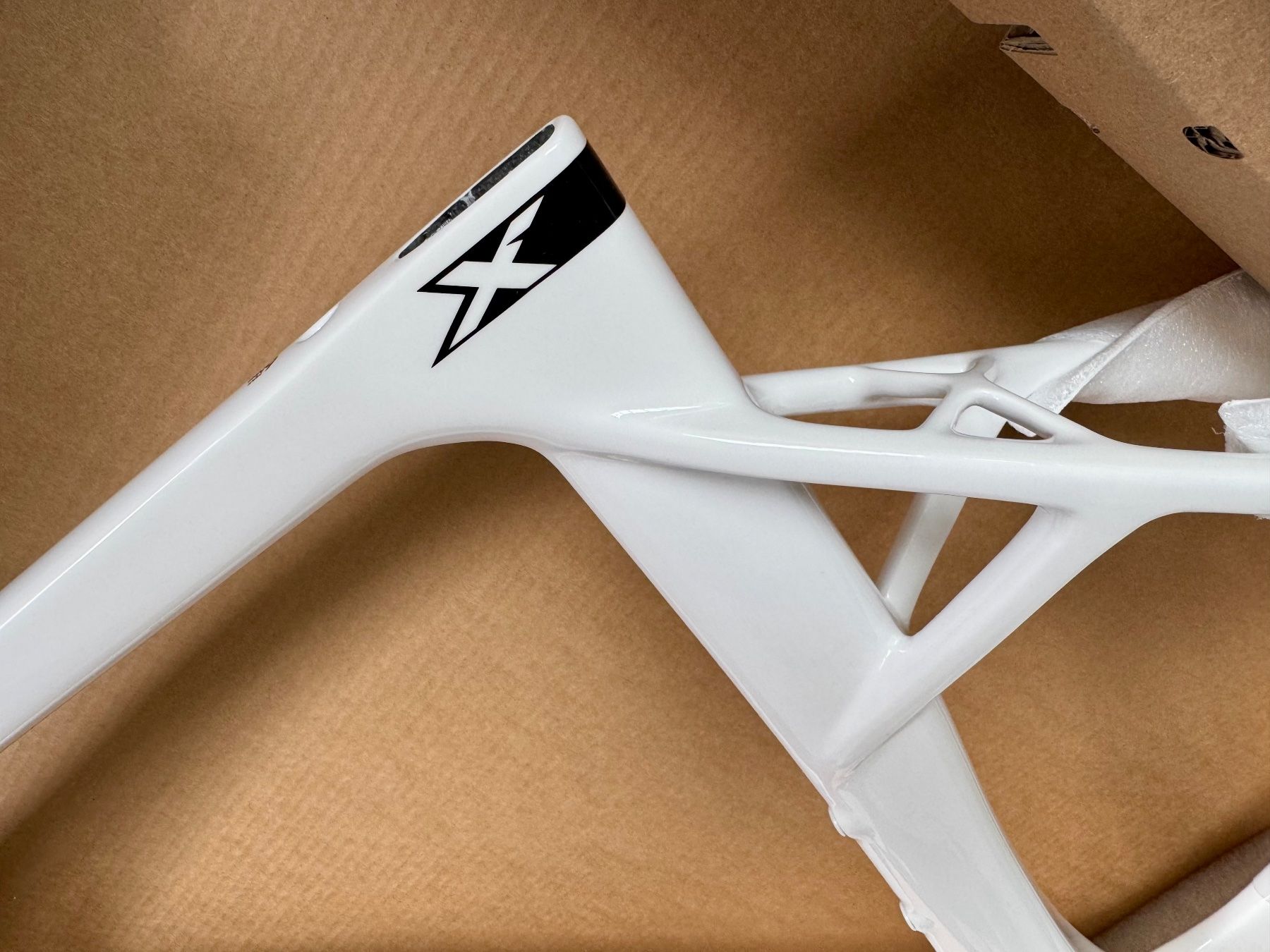 Pinarello Vélos: Pinarello Dogma X – Neuf avec emballage d'origine à Fully par passione_sportiva 2