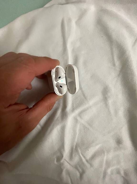 Kopfhörer: Airpods 2  – Gebraucht aus Rapperswil SG von Golf85 3