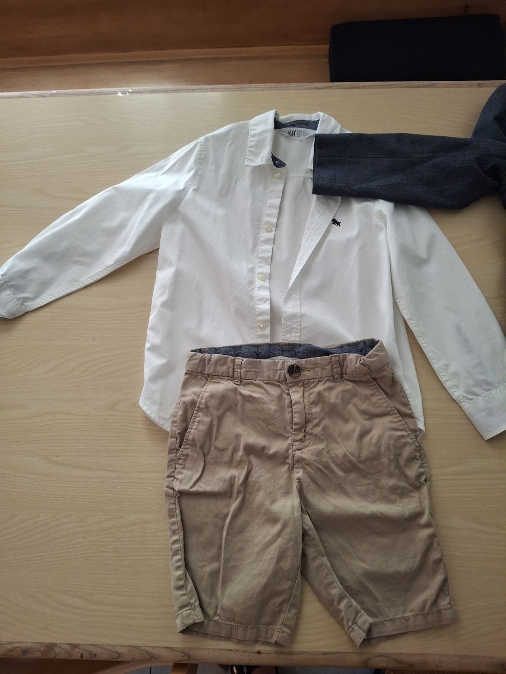 H&M Completi: Jungen Anzugset H&M Grösse 122 – Usato da Reutigen venduto da IG-88 2