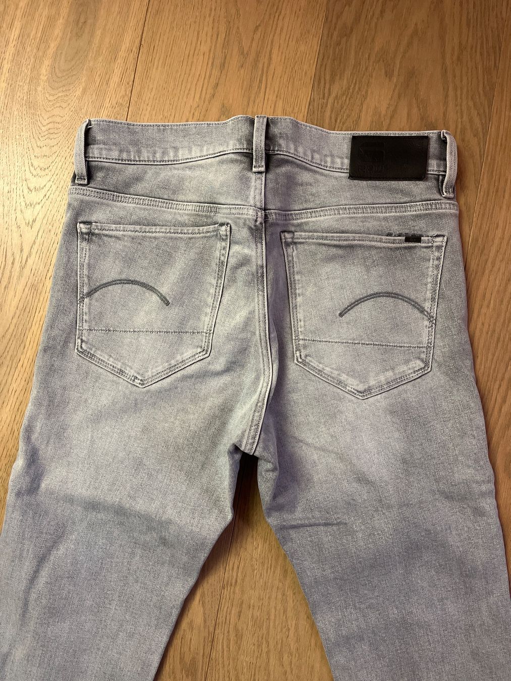 G-Star Jeans: Flare Jeans G-Star Raw – Nuovo (secondo la descrizione) da Killwangen venduto da 2001wein 6