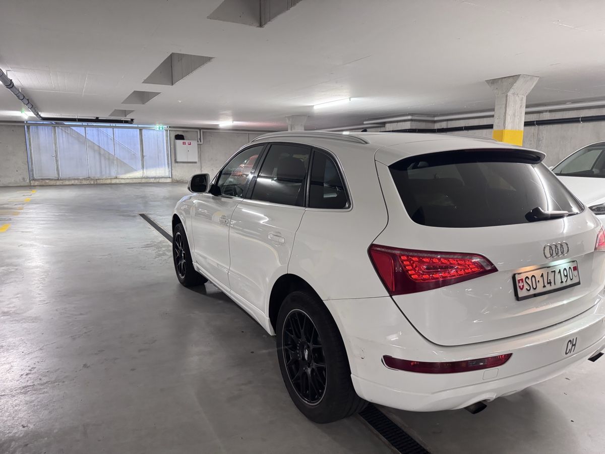 Audi Automobili: Audi Q5  Quattro 2.0 – Usato da Oensingen venduto da dzs 2