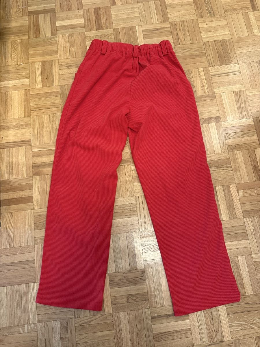 Halara Pantaloni: Halara cord pant size S – Usato da Genève venduto da hai_2rp8 1