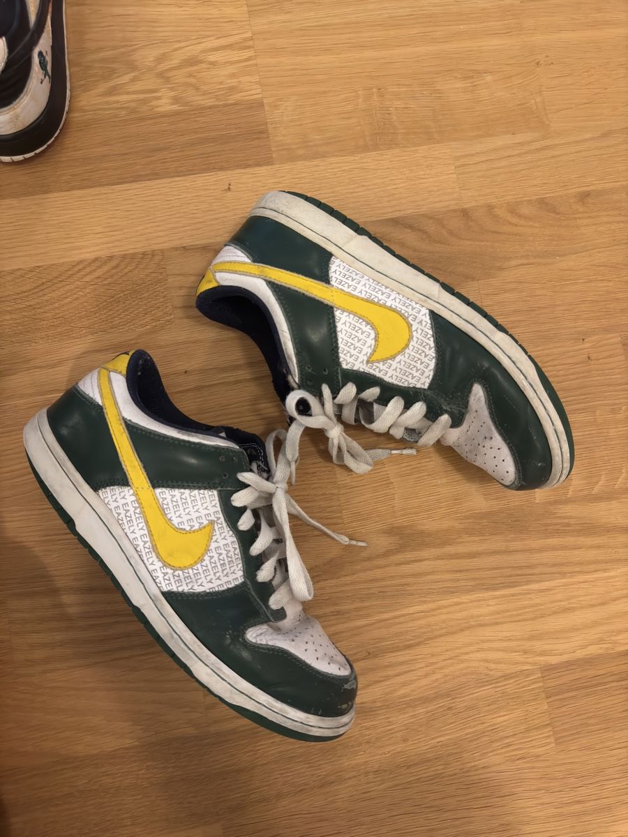 Nike Chaussures hommes: Nike Dunk Low Eazley Sneakers – D'occasion à Winterthur par 3mi_2kpf