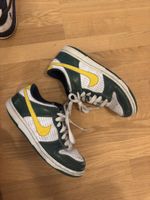 Nike Dunk Low Eazley Sneakers