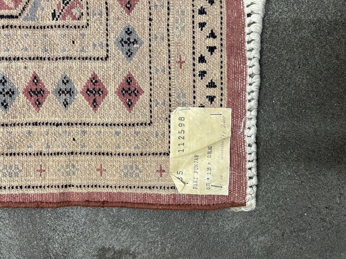 Tappeti: Teppich – Usato da Basel venduto da Krisztina.na 2