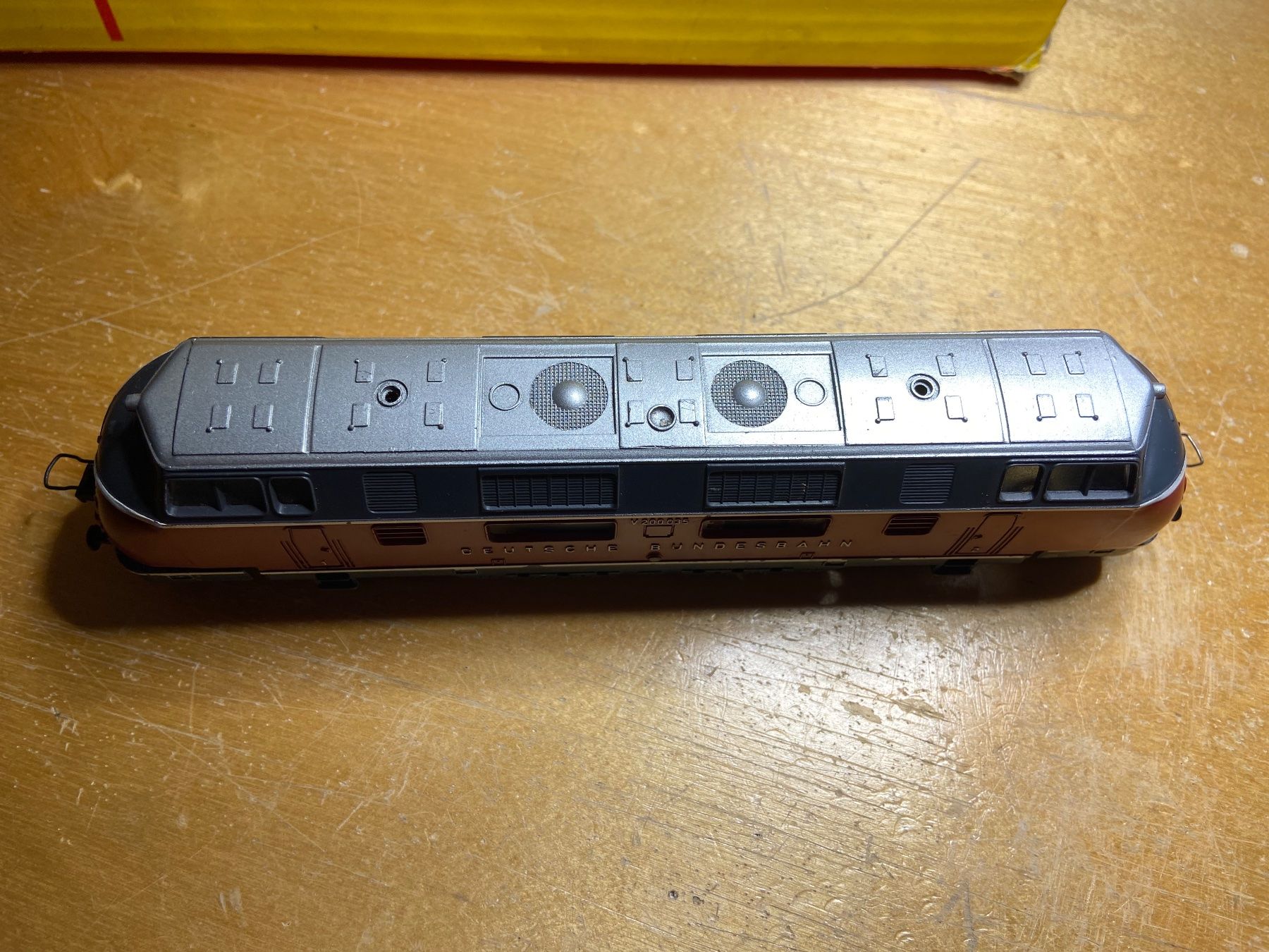 Trix Modelleisenbahnen: Trix Express V 200 – Gebraucht aus Basel von Relaphe 2