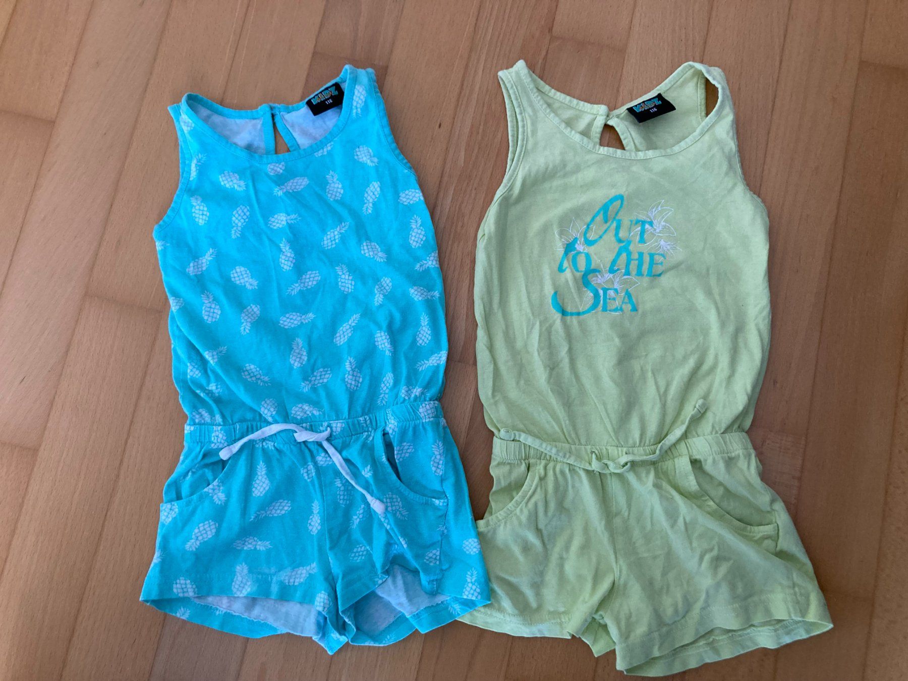 Jumpsuits: 2 Sommer-Jumpsuits – Gebraucht aus Muttenz von Juvenile33