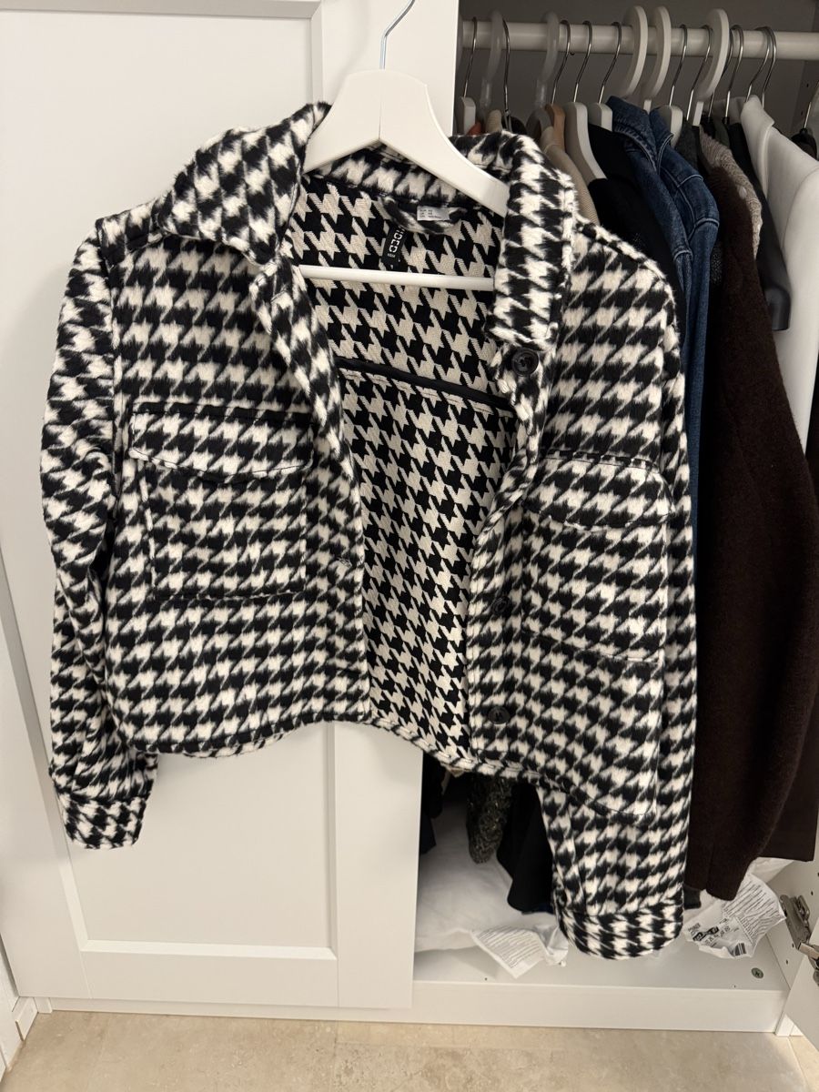 H&M Jacken: Jacke – Neu (gemäss Beschreibung) aus Dottikon von RomanVer