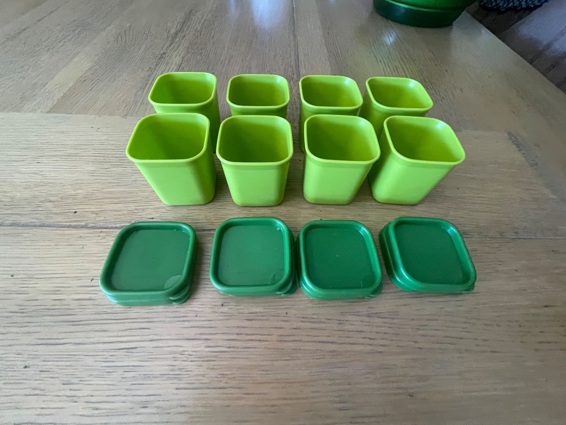 Tupperware Behälter & Ähnliches: Tupperware MicroGourmet / MicroVap avec mini-moules Set vert – Neu (gemäss Beschreibung) aus Gland von san_xz5j 2