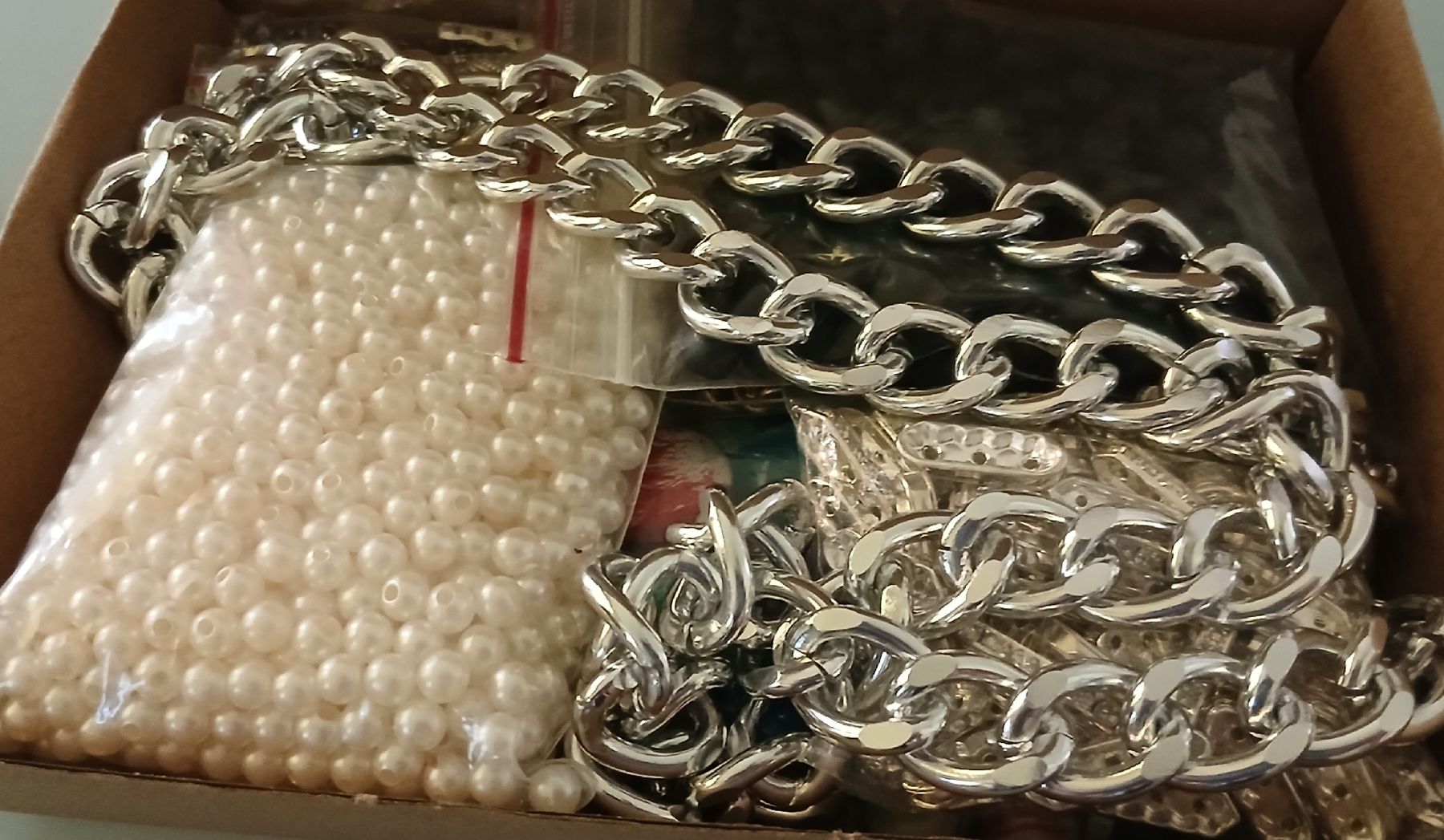 Kit bricolage: Restpostenpaket zum Schmuck basteln – Nuovo (secondo la descrizione) da Stansstad venduto da mikamo 1