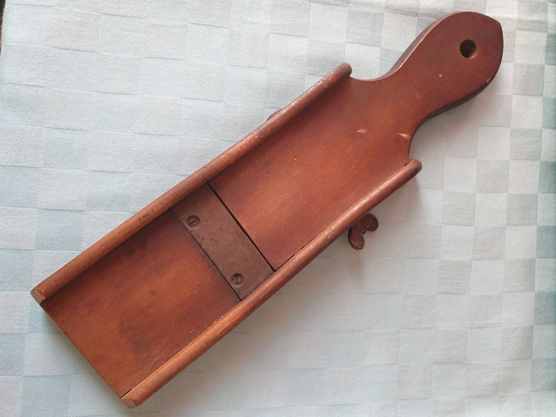 Elettrodomestici da cucina: Antiker kleiner Küchen - Hobel – Usato da Mörschwil venduto da spirspi 3