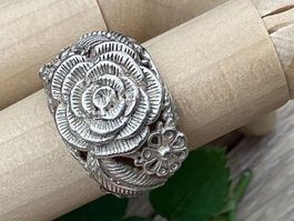 Bague en argent au motif de rose