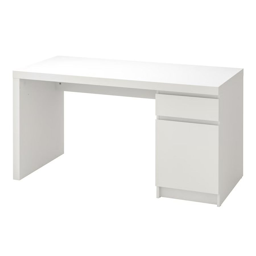 Schreibtische: Schreibtisch Ikea Malm, 140x65cm – Gebraucht aus Oberengstringen von Rogi9698