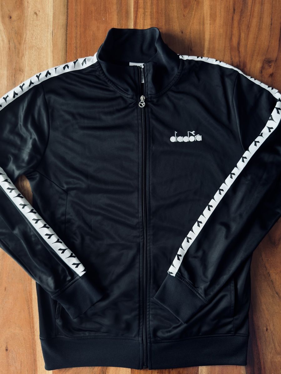 Diadora Giacche: Diadora Track Jacket schwarz, Grösse M – Usato da Neuendorf venduto da Bleu_primitif