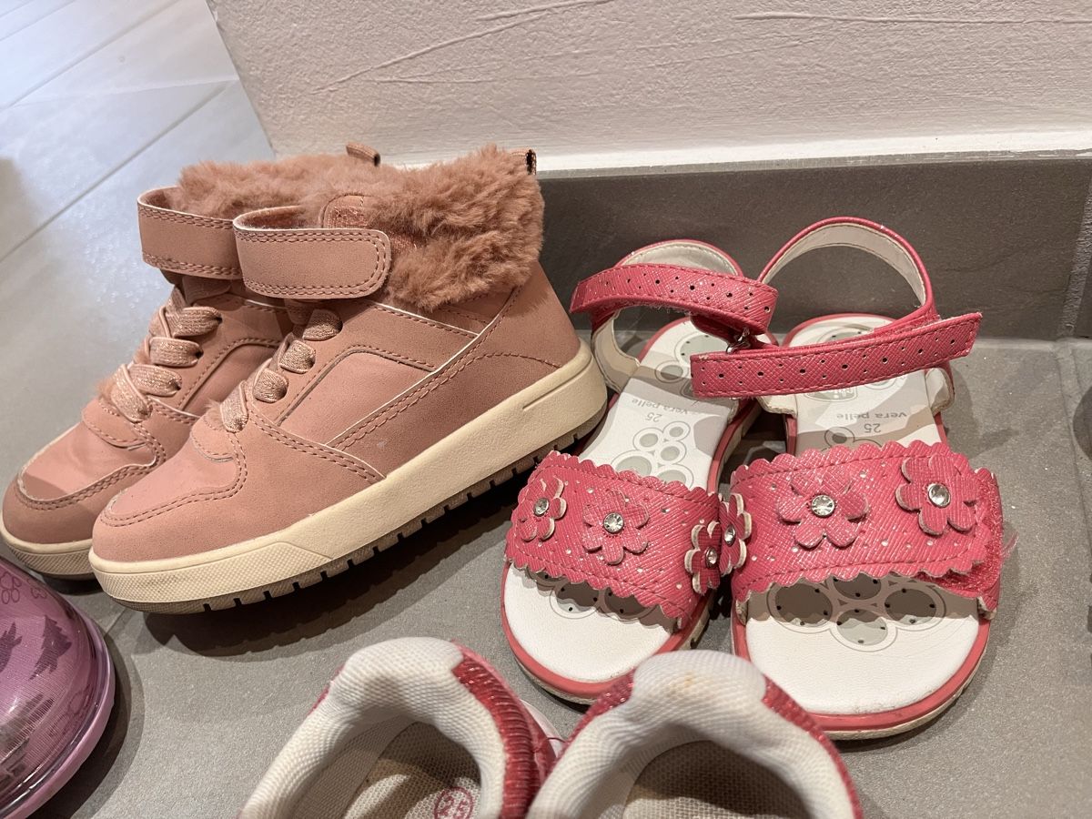 Scarpe per ragazze: Mädchen Schuhpaket 25 – Usato da Agno venduto da me_me_me 4
