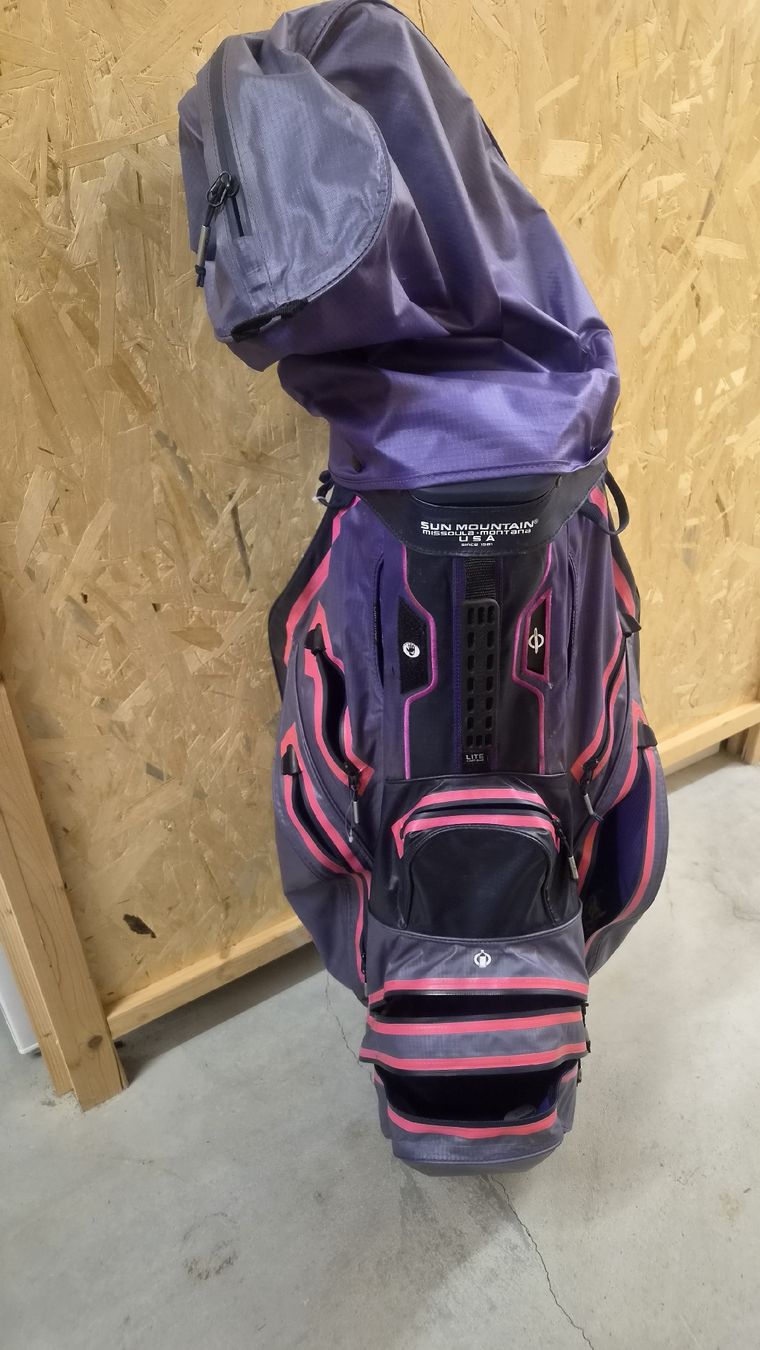 Sacs: Sac de golf Sun Mountain H20 – D'occasion à Sion par clementine0016