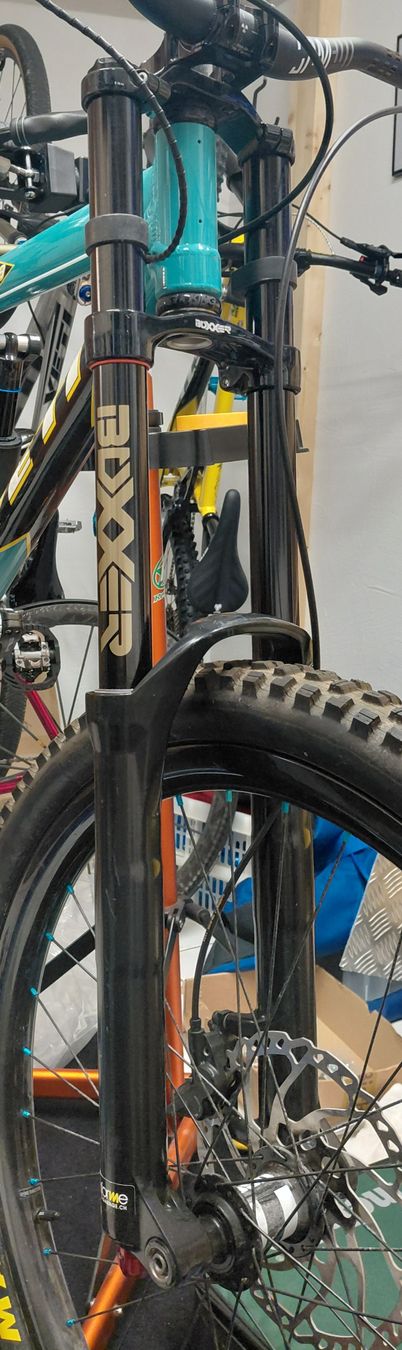 Rockshox Pezzi di ricambio: Downhill Gabel Rock Shox Boxxer Team 27.5" – Usato da Diessenhofen venduto da kazwei