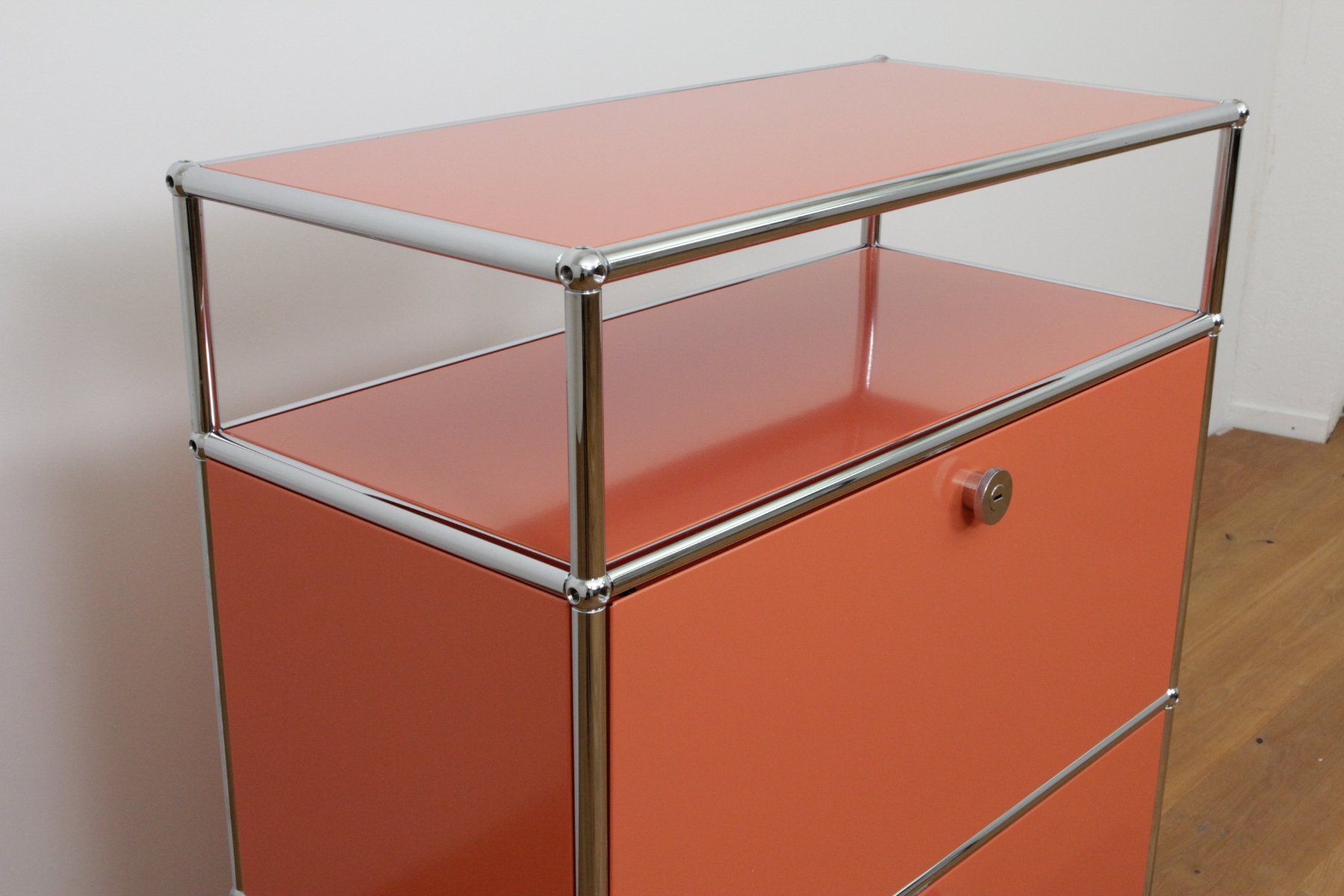 USM Scaffali: USM Haller Regal // UPCYCLED // NEUE FARBEN – Nuovo (secondo la descrizione) da Affoltern am Albis venduto da StudioStandard 2