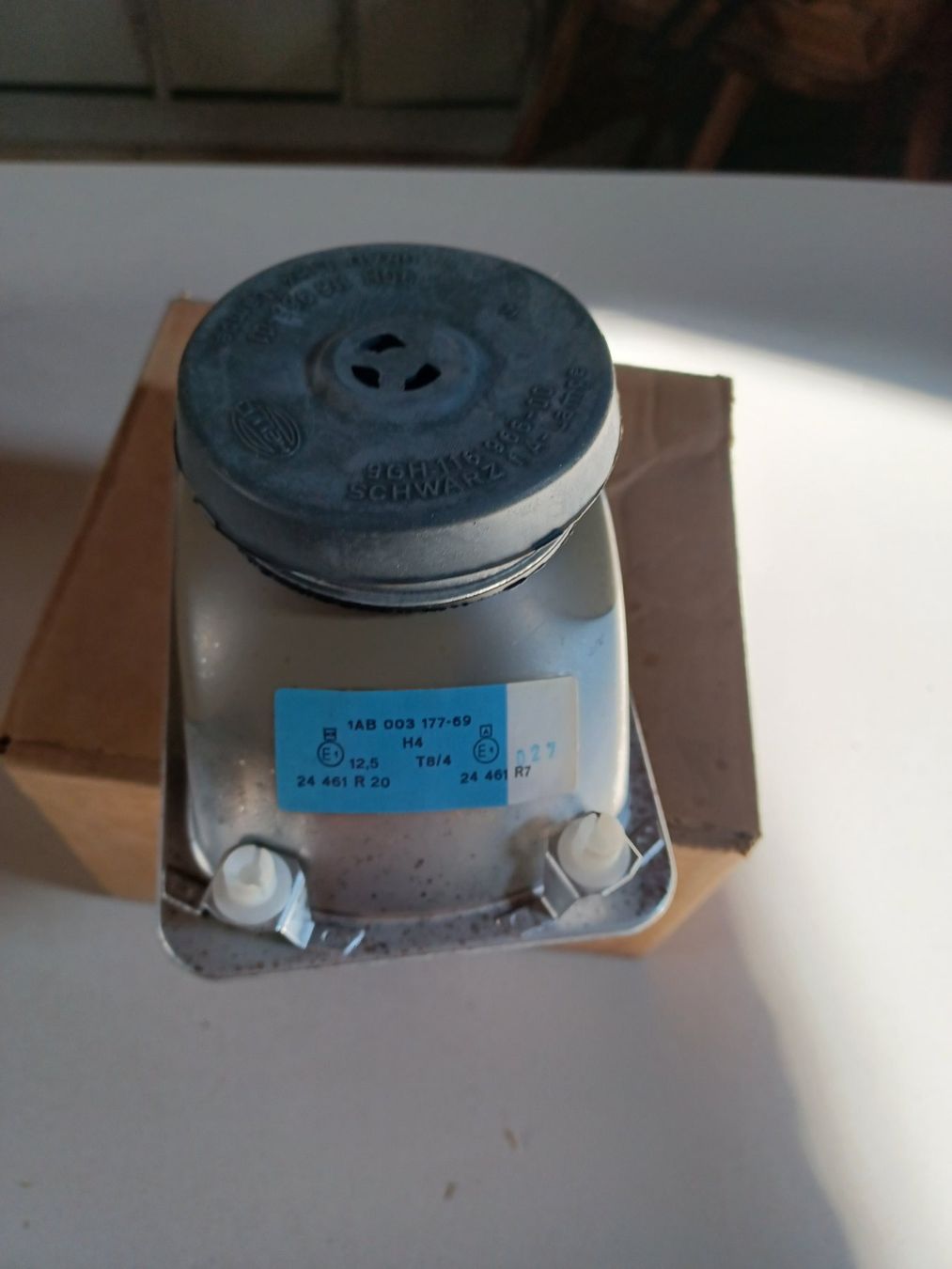 Bosch Fari: H4 Scheinwerfer Bosch Neu in Originalverpackung – Usato da Immensee venduto da bubi19 1