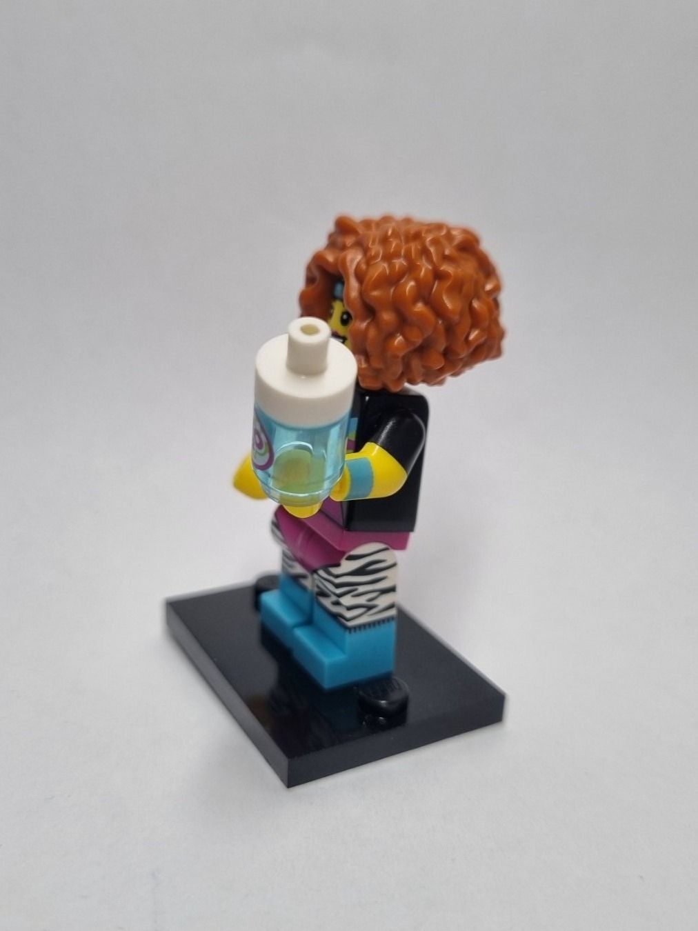 Lego Kit di costruzioni: LEGO CMF col17-14 Dance Instructor, Series 17 (Complete Set) – Nuovo (secondo la descrizione) da Basadingen venduto da NekoBricks 2