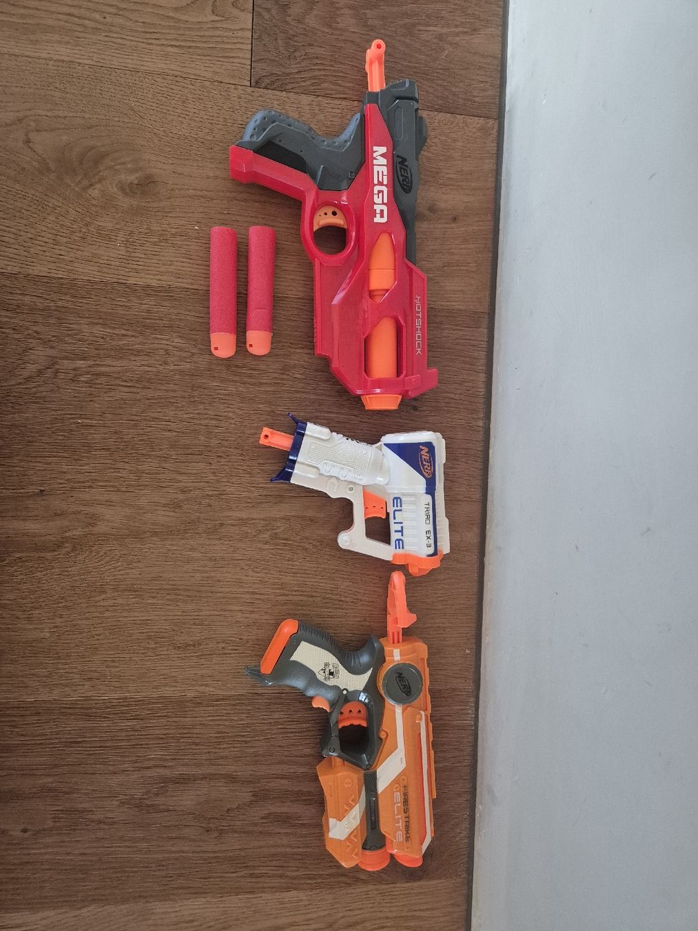 Nerf Giocattoli: 3x Nerf Blaster Set: Mega Hotshock, Triad EX-3 & Firestrike – Usato da Oberegg venduto da FranziskaCH12