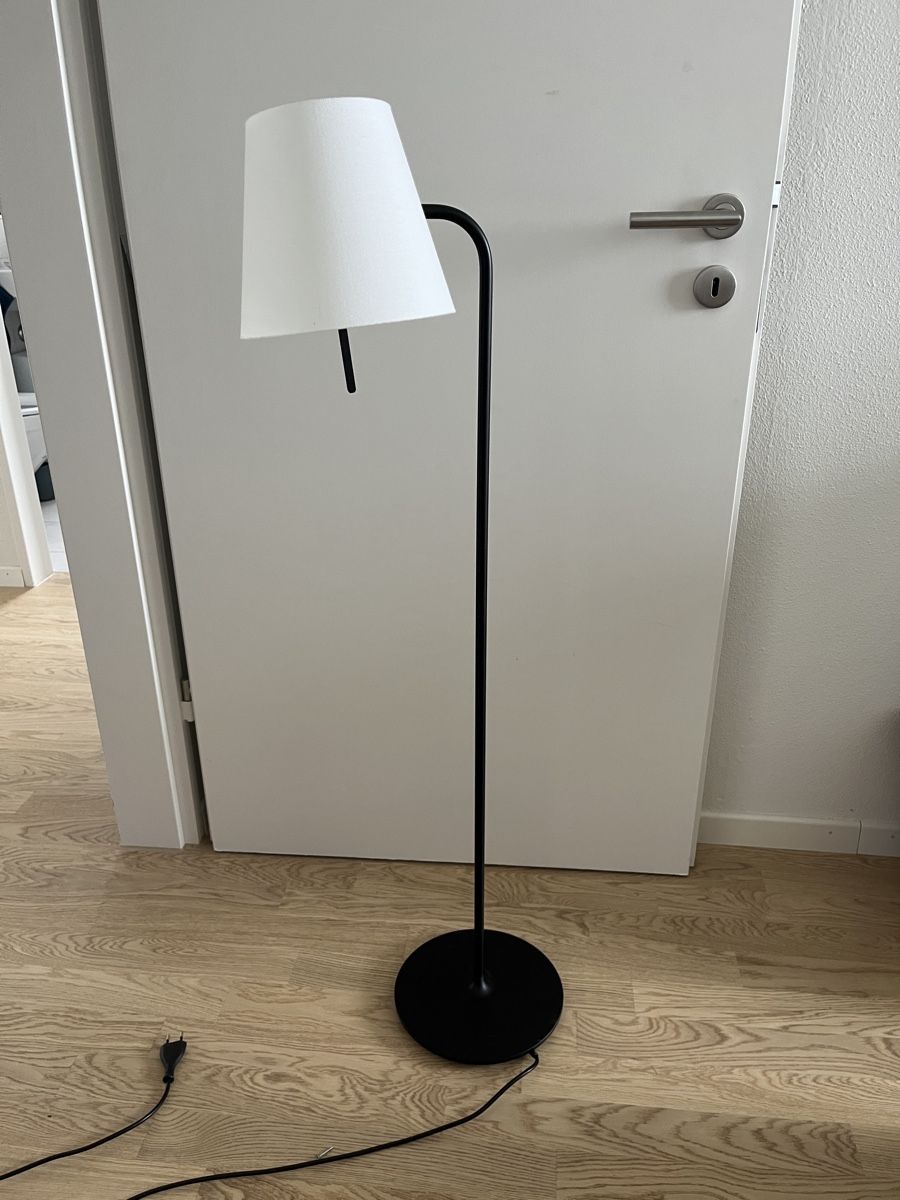 Lampes: Stehlampe dimmbar – Neuf (Voir description) à Zürich par julsetmoules 3